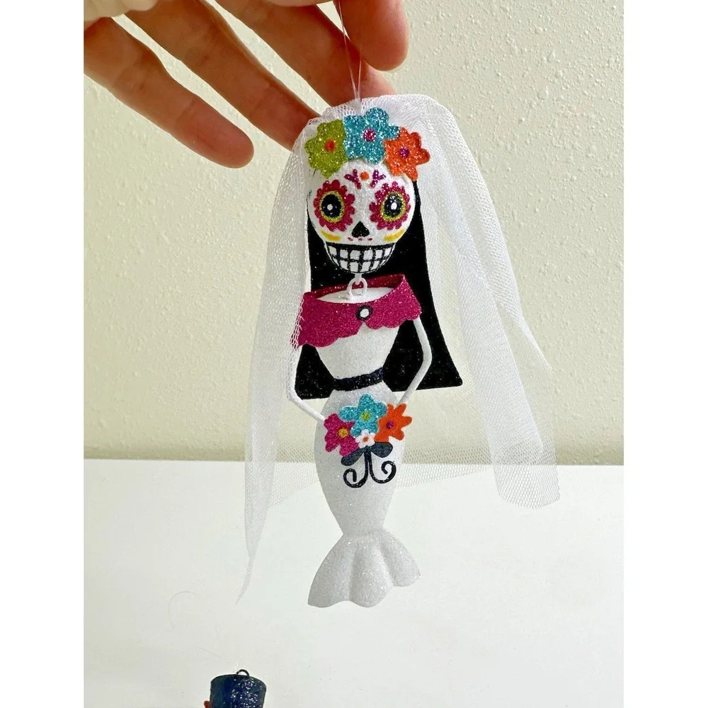 Pier 1 Day Of The Dead Bride Groom Ornaments Skeleton Glitter Sugar Skull Metal